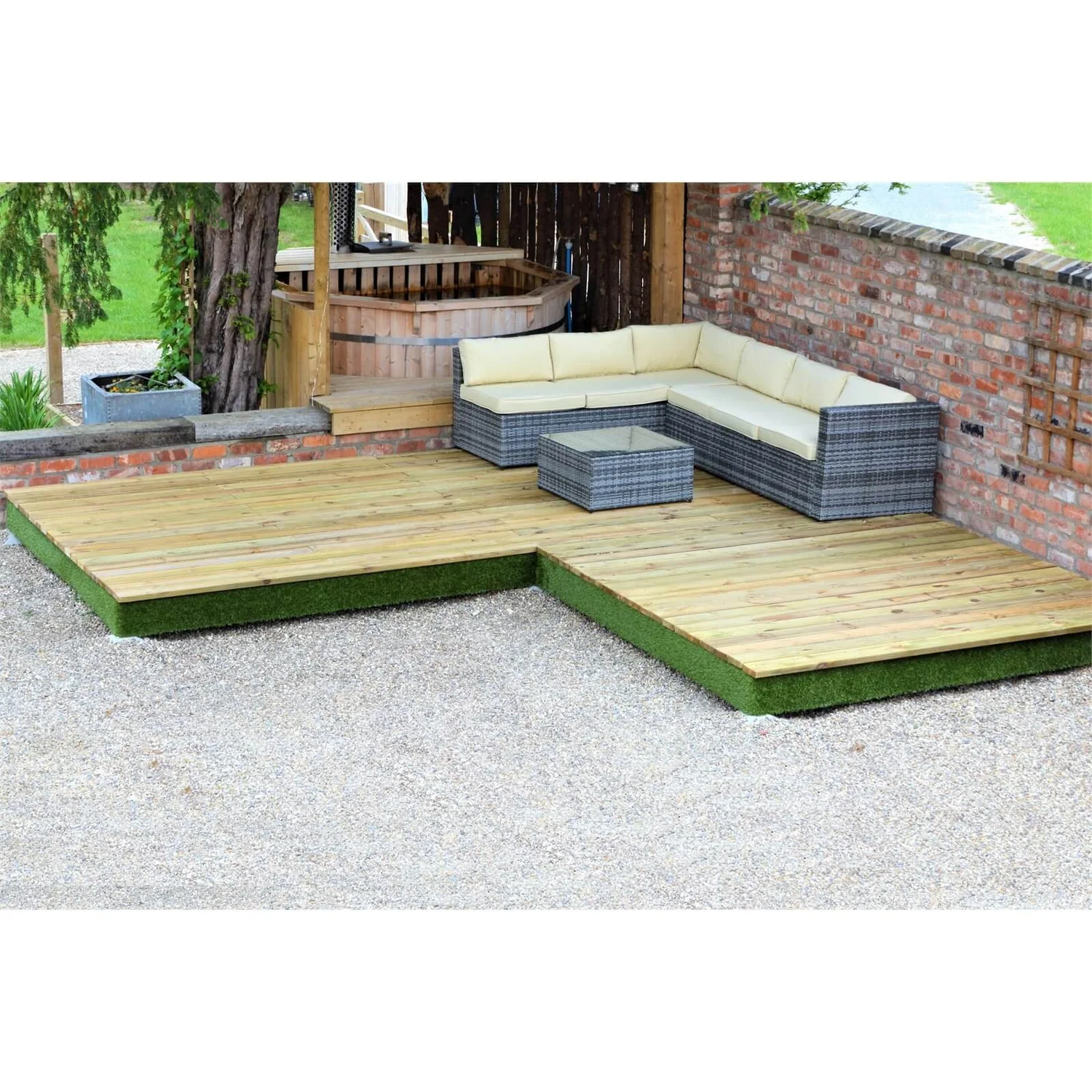 None Swift Deck Complete Decking Kit - Corner - 4.75 X 4.7m 3 None Swift Deck Complete Decking Kit - Corner - 4.75 X 4.7m