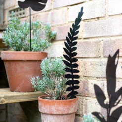 Jungle Black Ground Stakes - 45cm (Assorted Designs) -Green Decor Hub Sales Store 13981010 1975005324413036